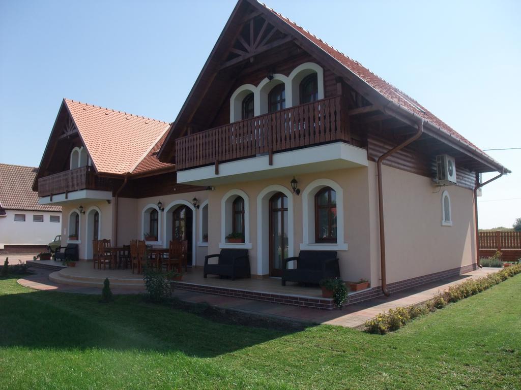 Sovirag Vendeghaz Hotel Hortobagy Luaran gambar
