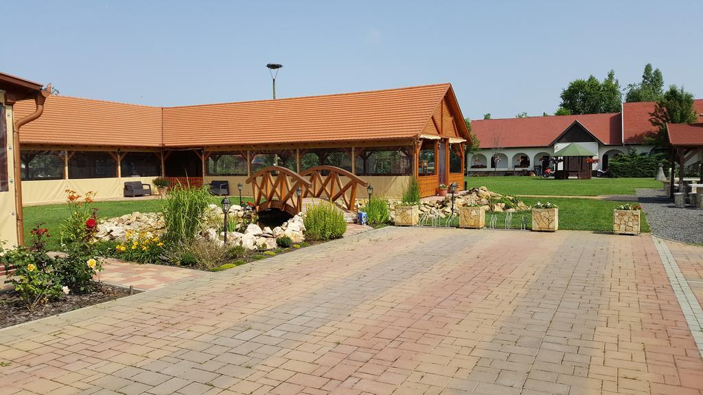 Sovirag Vendeghaz Hotel Hortobagy Luaran gambar
