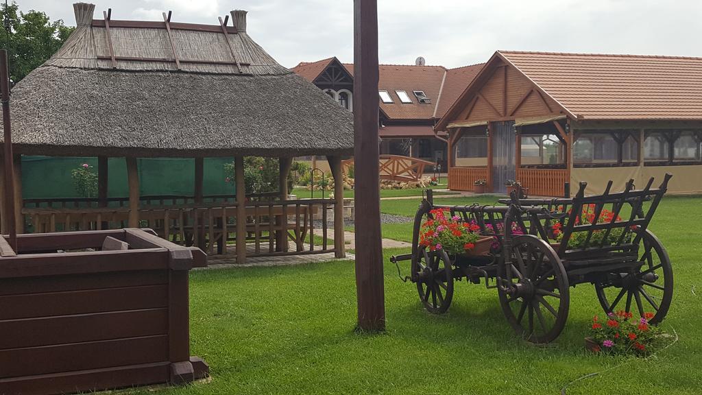 Sovirag Vendeghaz Hotel Hortobagy Luaran gambar